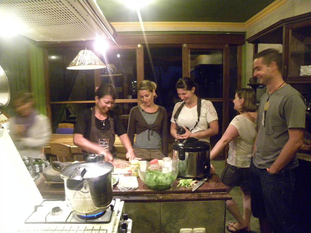 Saudara Home Ubud Esterno foto