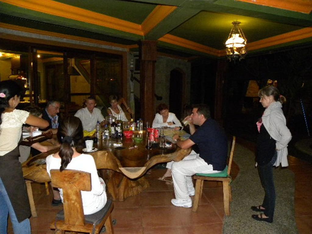 Saudara Home Ubud Esterno foto