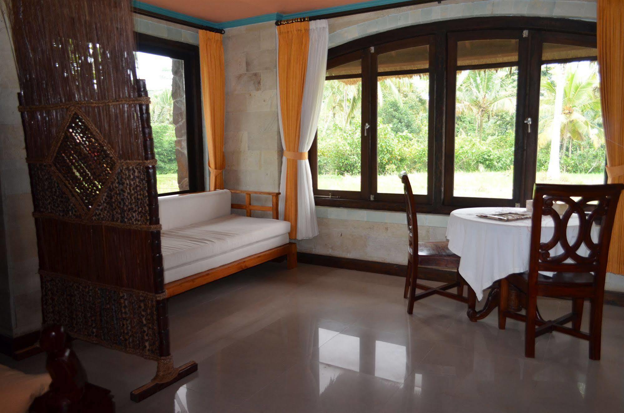 Saudara Home Ubud Esterno foto